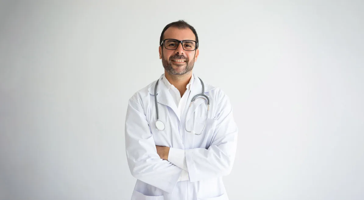 Dr. Carlos Tirado Dr. Carlos Tirado — médico general en Avelia